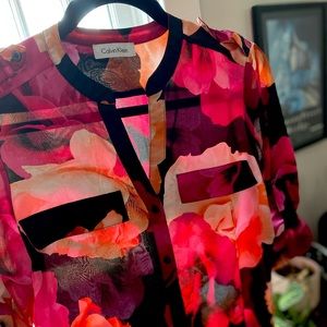 Floral Roll-Sleeve Blouse